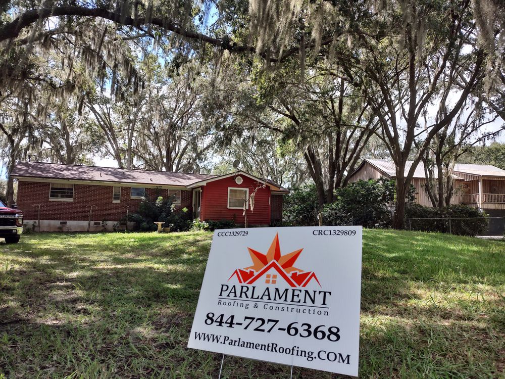 Slide of Parlament Roofing & Construction