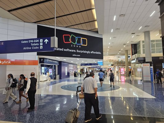 Dallas Fort Worth International Airport by null