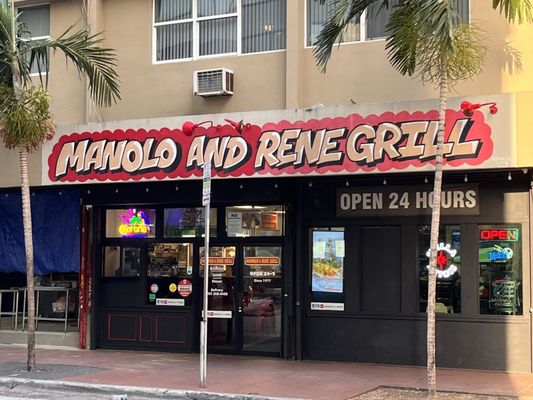 Manolo & Rene Grill by null