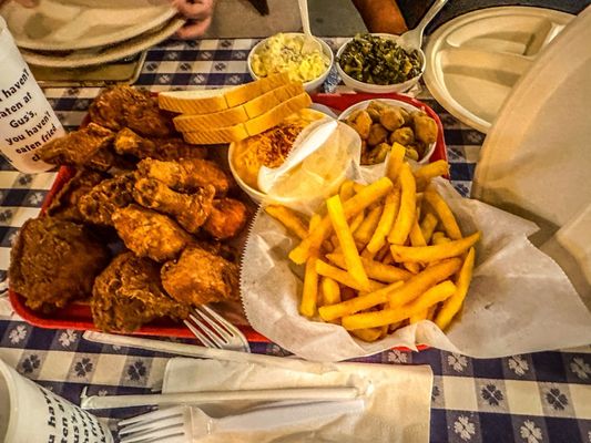 Gus’s World Famous Fried Chicken by null