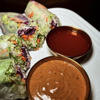 Sweet Basil Thai Cuisine - Fresh rolls - Thai Near Me - Norman, Oklahoma Sweet Basil Thai Cuisine - Fresh rolls - Thai Near Me - Norman, Oklahoma