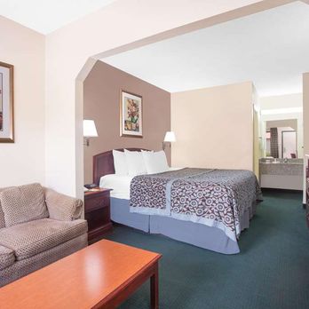Days Inn by Wyndham Dublin GA - Guest room - Hotels Near Me - Dublin, Georgia Days Inn by Wyndham Dublin GA - Guest room - Hotels Near Me - Dublin, Georgia