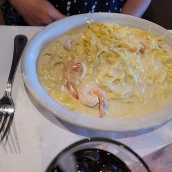 F & J Pine - Shrimp alfredo - Italian Near Me - Bronx, New York