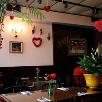 Seeda Thai Restaurant - DECORATED FOR VALENTINES DAY - Thai Near Me - Valley Stream, New York