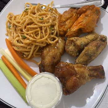 Fire Wings - Downey - Garlic noodz and lemon pepper, teriyaki and buffalo wings - Chicken Wings Near Me - Downey, California