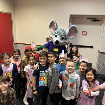 Chuck E. Cheese - Pizza Near Me - Huntington Beach, California
