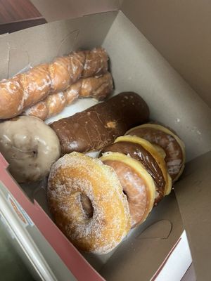 M & T Donut Shop by null