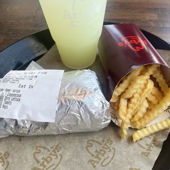 Arby's - Angus cheesesteak Crinkle Fries (Extra Large) Classic Lemonade - Fast Food Near Me - Kennesaw, Georgia Arby's - Angus cheesesteak Crinkle Fries (Extra Large) Classic Lemonade - Fast Food Near Me - Kennesaw, Georgia
