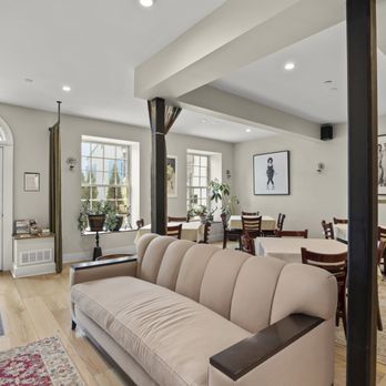 Howard Hotel - Hotels Near Me - Hudson, New York Howard Hotel - Hotels Near Me - Hudson, New York