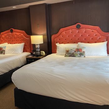 Graduate by Hilton Providence - All rooms have King size beds - Hotels Near Me - Providence, Rhode Island Graduate by Hilton Providence - All rooms have King size beds - Hotels Near Me - Providence, Rhode Island