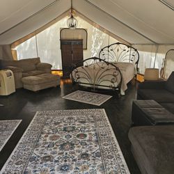 Oak Knoll Campground - Glamping tent is very comfortable and spacious