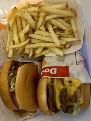 In-N-Out Burger by null