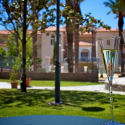 El Capricho - Jardines para bodas, cocteles de recepción, ceremonias civiles y cualquier evento al aire libre.