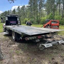 Bayou Wrecker & Towing