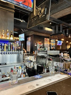 Henry's Tavern by null