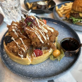15th Ave Cafe & Bistro - chicken waffle - Cafes Near Me - Markham, Ontario 15th Ave Cafe & Bistro - chicken waffle - Cafes Near Me - Markham, Ontario