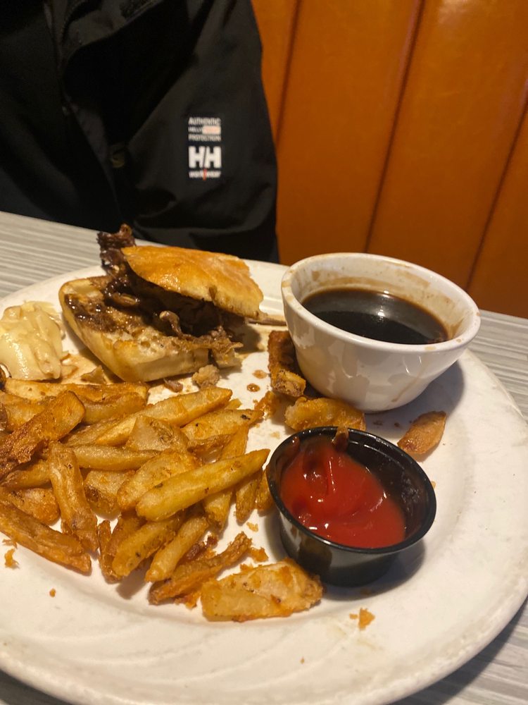 UPTOWN SPORTS BAR Updated October 2024 10 Reviews 616 Vernon St