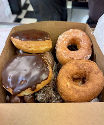 Coffee An' Donut Shop by null