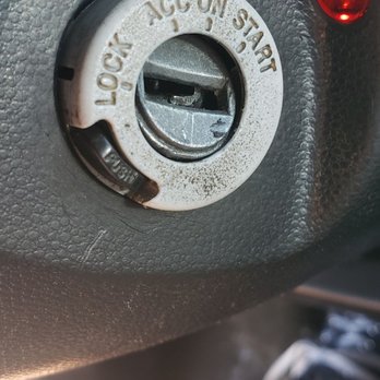 Moore Chrysler Jeep Fiat - Ignition cylinder cracked, unable to start car correctly - Car Dealers Near Me - Peoria, Arizona