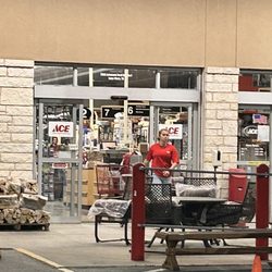 Lowes Ace Hardware Family Center - Closing manager