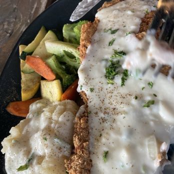 McNeal's Tavern & Eatery - Chicken fried steak - New American Near Me - Plano, Texas