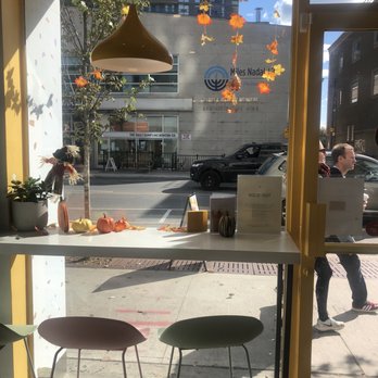 LA LA Bakeshop - Vietnamese Near Me - Toronto, Ontario LA LA Bakeshop - Vietnamese Near Me - Toronto, Ontario