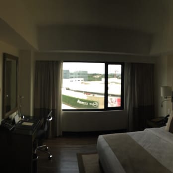 Seda Abreeza - Hotels Near Me - Bajada, DAS
