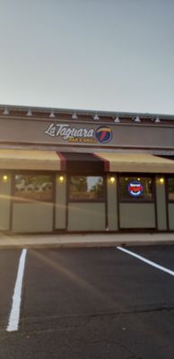 La Taguara by null
