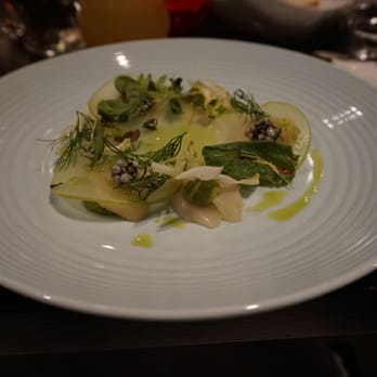 Mlýnec - Course 2 - Carpaccio of Scallops with Apple, Avocado Purée, Fennel - Czech Near Me - Prague, Puerto Rico
