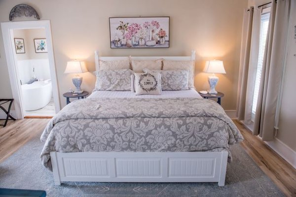 Pecan Tree Inn Bed and Breakfast by null