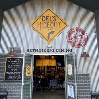 Del's Hideout - Front entrance - Barbeque Near Me - San Diego, California
