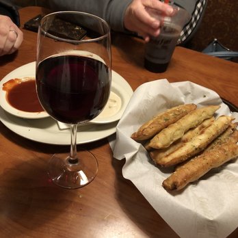 Stonefire Grill - Breadsticks - American Near Me - Thousand Oaks, California