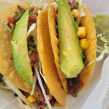 Eduardo's - Crunchy vegetable tacos. So good!!! - Mexican Near Me - Ocracoke, North Carolina