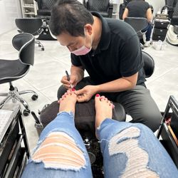 Oxygenix Nail Lounge - Lake Worth - Went for a change of polish Monday morning after my trip