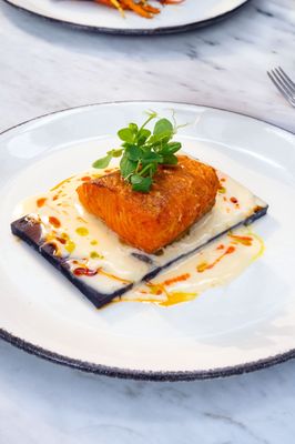 The Victor Restaurant and Bar by null