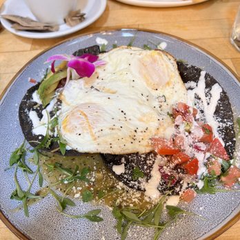 Eggy’s Neighborhood Kitchen - Huevos rancheros - Breakfast & Brunch Near Me - Berkeley, California Eggy’s Neighborhood Kitchen - Huevos rancheros - Breakfast & Brunch Near Me - Berkeley, California