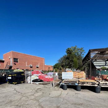 West Valley Nursery - Soils and other goodies - Nurseries & Gardening Near Me - Tarzana, California West Valley Nursery - Soils and other goodies - Nurseries & Gardening Near Me - Tarzana, California