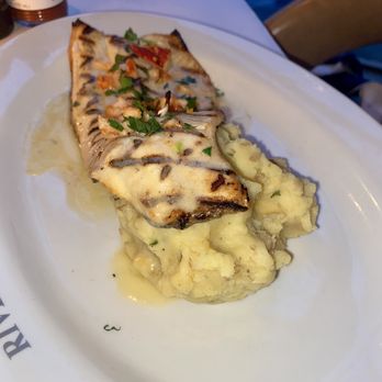 17 River Grille - Rainbow trout with whipped potatoes - American Near Me - Chagrin Falls, Ohio 17 River Grille - Rainbow trout with whipped potatoes - American Near Me - Chagrin Falls, Ohio