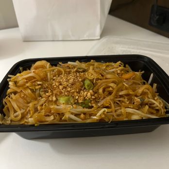 Thai Top Ten - Shrimp pad Thai. Not exactly a finger-food. - Thai Near Me - Richmond, Virginia Thai Top Ten - Shrimp pad Thai. Not exactly a finger-food. - Thai Near Me - Richmond, Virginia