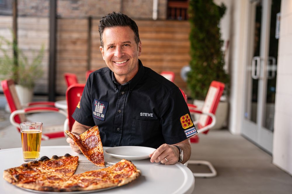 PIZZA CITY USA Updated August 2024 73 Photos & 50 Reviews Chicago