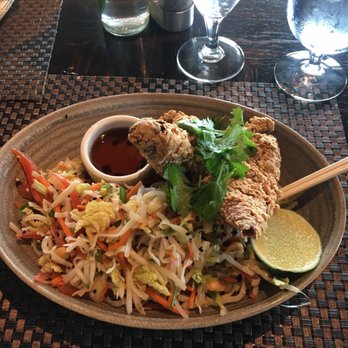 Six Seven Restaurant - Crispy Thai Chicken - New American Near Me - Seattle, Washington
