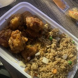 Orange chicken with fried rice Orange chicken with fried rice