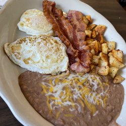 La Ramada Restaurant - Eggs and bacon