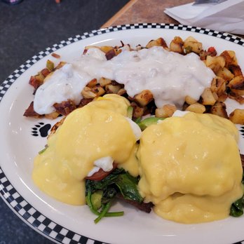Black Bear Diner Palmdale - California Bacon Benedict with Home Fries and Gravy on top. - Diners Near Me - Palmdale, California