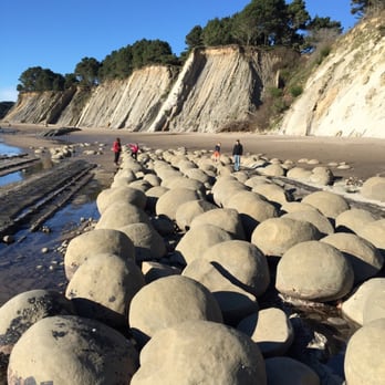 Bowling Ball Beach - Looking north - Beaches Near Me - Point Arena, California