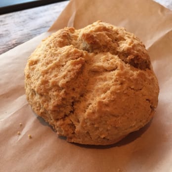Red Dessert Dive - Vanilla scone! - Desserts Near Me - Houston, Texas