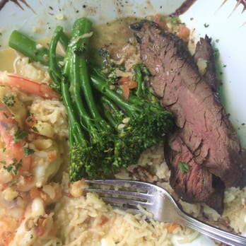 Dublin Deck - Decent steak and shrimp scampi with undercooked rice. - New American Near Me - Patchogue, New York