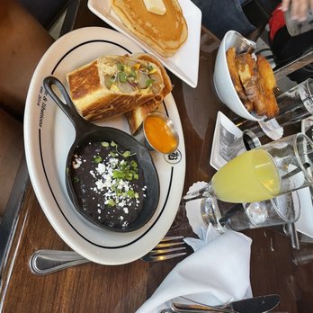 Bosscat Kitchen & Libations - Pancake, Breakfast Burrito, mimosas - New American Near Me - Houston, Texas Bosscat Kitchen & Libations - Pancake, Breakfast Burrito, mimosas - New American Near Me - Houston, Texas