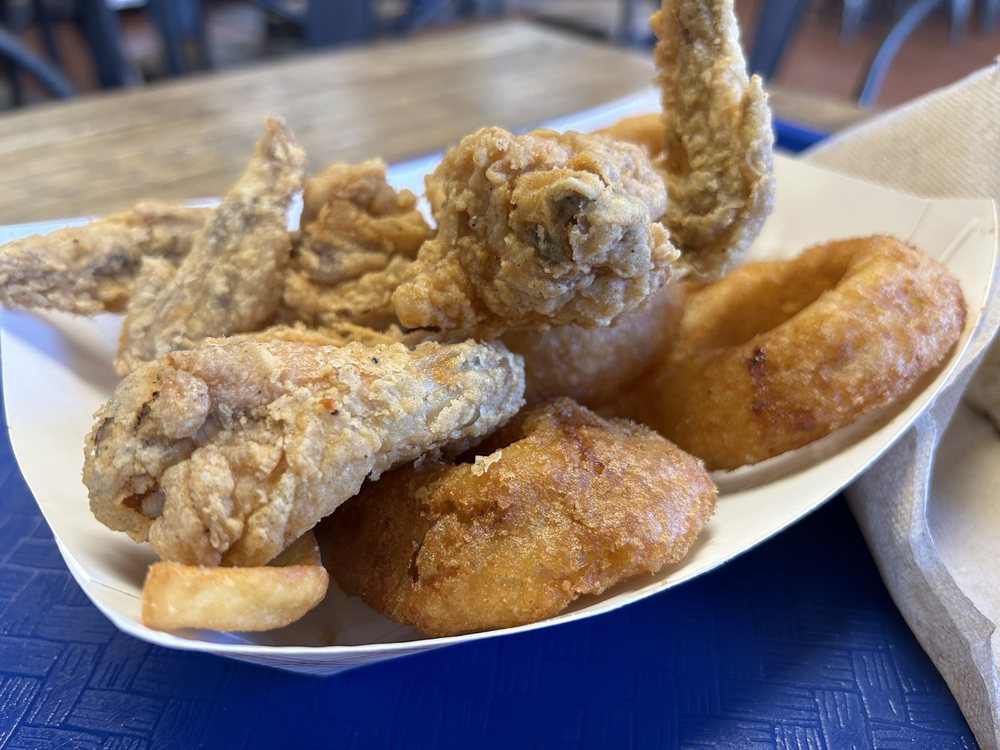 BIG CHIC Updated September 2024 12 Photos 191 S Dugger Ave