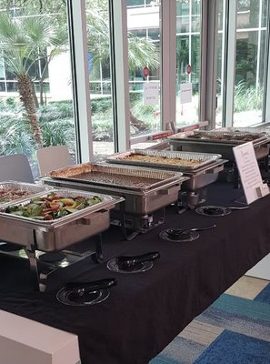 Event Catering - At So Natural Catering, we pride ourselves on providing exceptional catering services for large-scale events. With over 12 years of experience, our dedicated team specializes in seamlessly executing events ranging from corporate galas and weddings to conferences and fundraising banquets, serving large groups.
We offer a diverse menu selection that can be customized to suit every palate, dietary need, and cultural theme—ensuring every guest has an unforgettable dining experience. Event Catering - At So Natural Catering, we pride ourselves on providing exceptional catering services for large-scale events. With over 12 years of experience, our dedicated team specializes in seamlessly executing events ranging from corporate galas and weddings to conferences and fundraising banquets, serving large groups.
We offer a diverse menu selection that can be customized to suit every palate, dietary need, and cultural theme—ensuring every guest has an unforgettable dining experience.